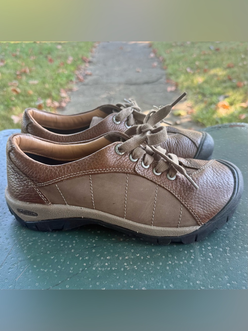 Keen Presidio Leather Oxford Comfortable Walking Shoes Low Top Women’s Sz 8.5 .
